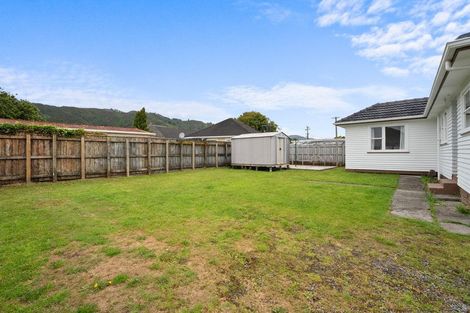 Photo of property in 42 Donnelley Drive, Wainuiomata, Lower Hutt, 5014
