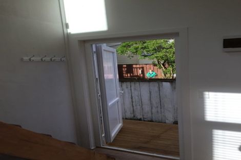 Photo of property in 120 Brougham Street, Mount Victoria, Wellington, 6011