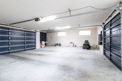 Photo of property in 238 Queen Street, Waimate, 7924