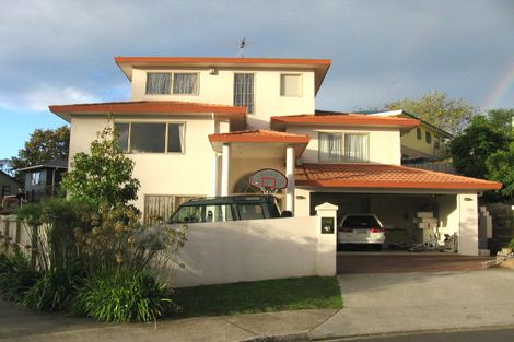 Photo of property in 11 Blethyn Place, Te Atatu South, Auckland, 0610