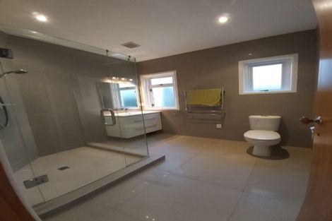 Photo of property in 4 Hamblyn Street, Strandon, New Plymouth, 4312