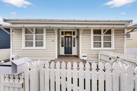 Photo of property in 188 Wellesley Road, Napier South, Napier, 4110
