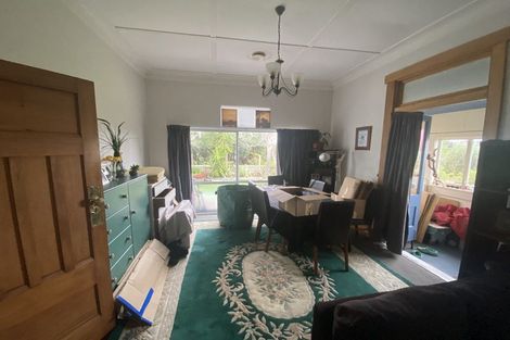 Photo of property in 17 Birdwood Avenue, Moturoa, New Plymouth, 4310