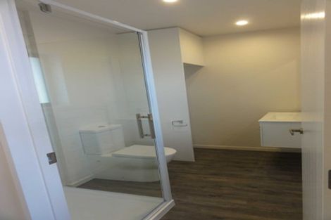 Photo of property in 80d Shakespeare Road, Waltham, Christchurch, 8023