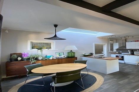 Photo of property in 58 Hungerford Road, Houghton Bay, Wellington, 6023