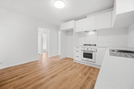 Photo of property in 350 West Coast Road, Glen Eden, Auckland, 0602