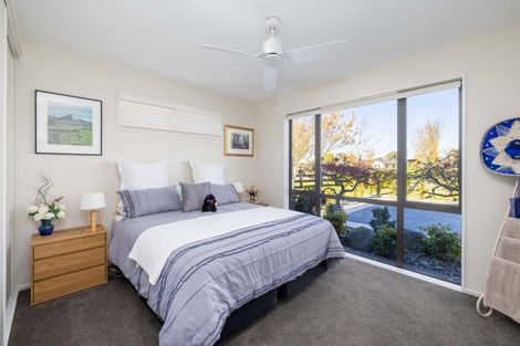 Photo of property in 18 Mara-kai Place, Pegasus, 7612