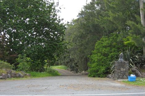 Photo of property in 103 Oraha Road, Kumeu, 0892