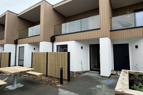 Photo of property in 6/92 Cambridge Terrace, Waterloo, Lower Hutt, 5011