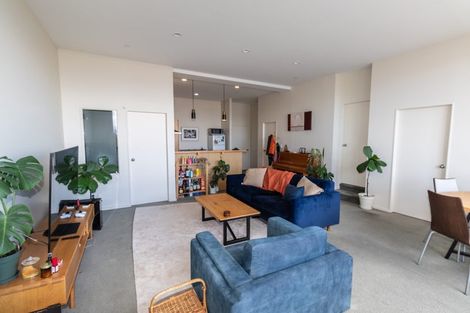 Photo of property in Stadium Garden Flats, 211/107 Thorndon Quay, Pipitea, Wellington, 6011