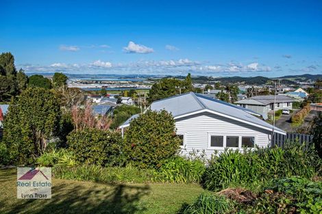 Photo of property in 42 Memorial Drive, Parahaki, Whangarei, 0112