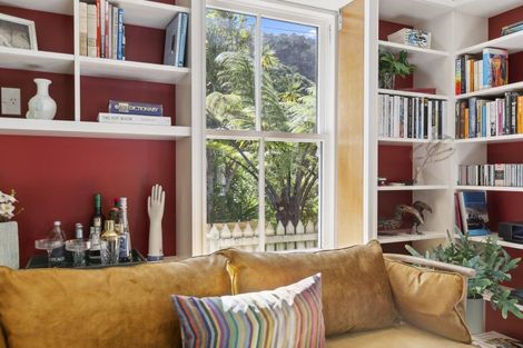 Photo of property in 39 Glenbervie Terrace, Thorndon, Wellington, 6011