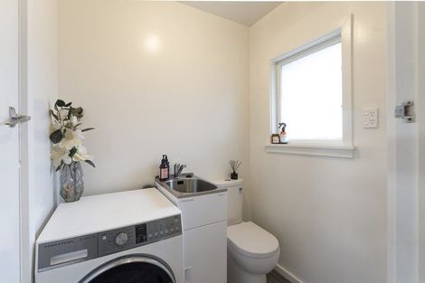 Photo of property in 9 Adrian Place, Shirley, Christchurch, 8061