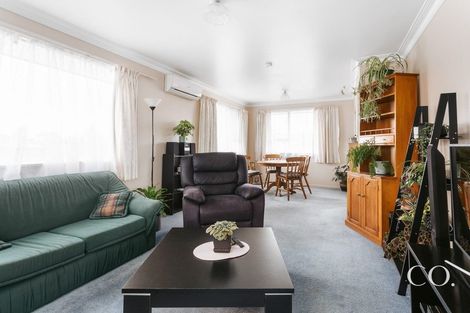 Photo of property in 2a Graham Place, Bellevue, Tauranga, 3110