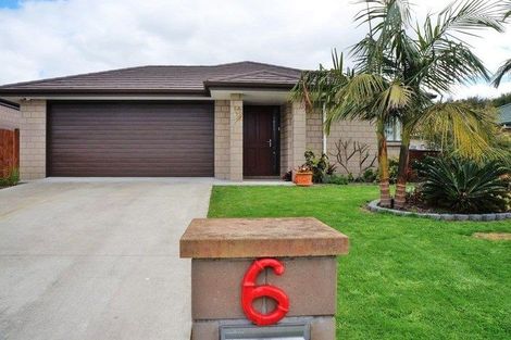 Photo of property in 6 Wai Place, One Tree Point, 0118