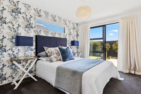 Photo of property in 13 Prospect Place, Halswell, Christchurch, 8025