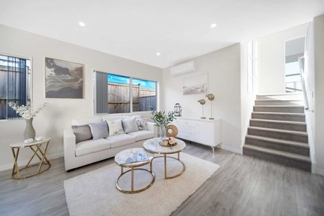 Photo of property in 14 Frazen Avenue, Papakura, 2110