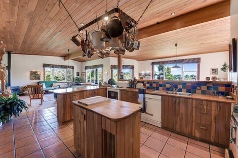 Photo of property in 30 Rangihaeata Road, Rangihaeata, Takaka, 7182