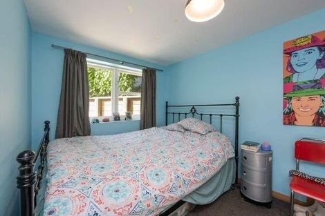 Photo of property in 52 Melrose Road, Island Bay, Wellington, 6023