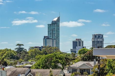 Photo of property in 2/14 Rangitira Avenue, Takapuna, Auckland, 0622