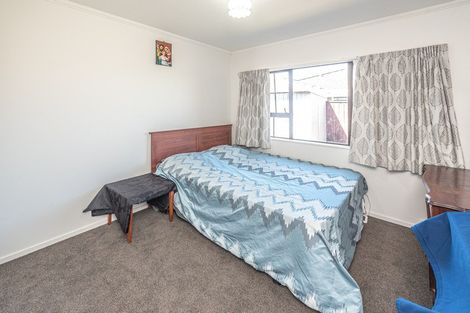 Photo of property in 2 Saint Helens Place, Tawhero, Whanganui, 4501