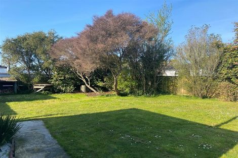 Photo of property in 14 Charles Road, Hannahs Bay, Rotorua, 3010