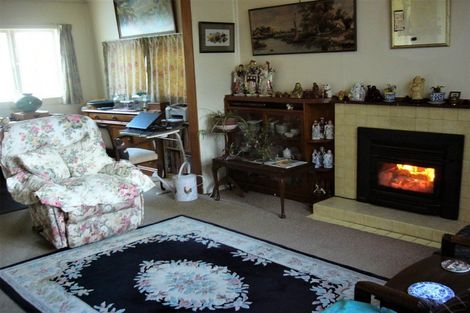 Photo of property in 44 Ngaio Street, Otaki Beach, Otaki, 5512