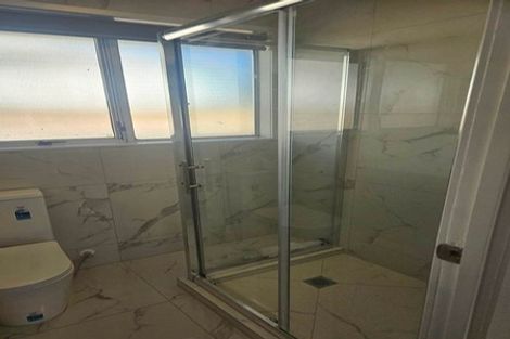 Photo of property in 11 Blanes Road, Weymouth, Auckland, 2103