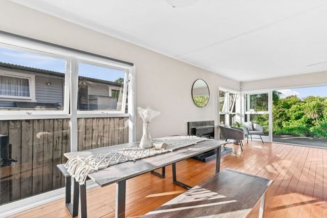 Photo of property in 18 Chorley Avenue, Massey, Auckland, 0614