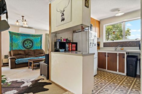 Photo of property in 30 Waimumu Road, Massey, Auckland, 0614