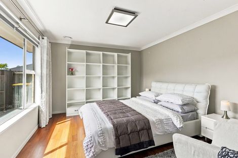 Photo of property in 30 Mokihi Gardens, Hillmorton, Christchurch, 8024