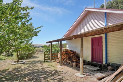 Photo of property in 241 Armstrongs Road, Waikari, 7491