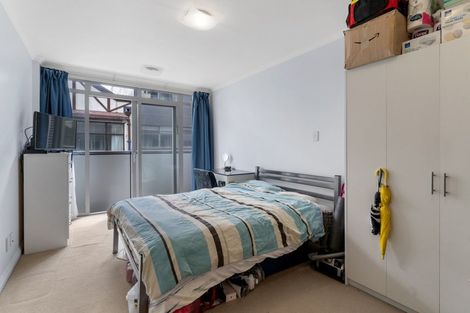Photo of property in Monvie Apartments, 105/15 Holland Street, Te Aro, Wellington, 6011