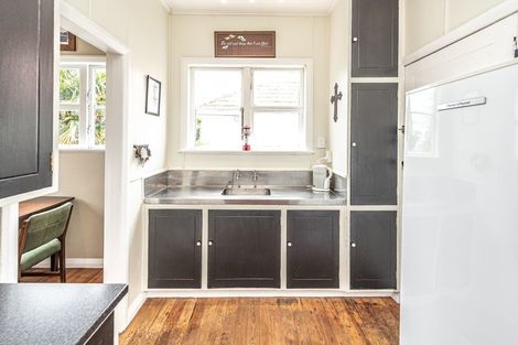 Photo of property in 18 Broughton Street, Whanganui East, Whanganui, 4500