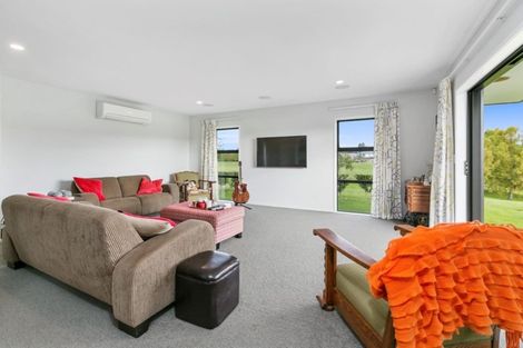Photo of property in 28 North Bay Road, Pyes Pa, Tauranga, 3112