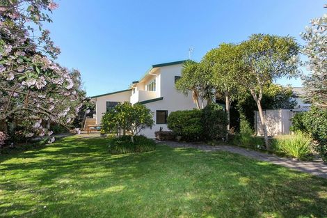 Photo of property in 28a Karina Road, Merrilands, New Plymouth, 4312