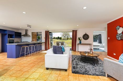 Photo of property in 16 Kennedy Road, Dairy Flat, Albany, 0792