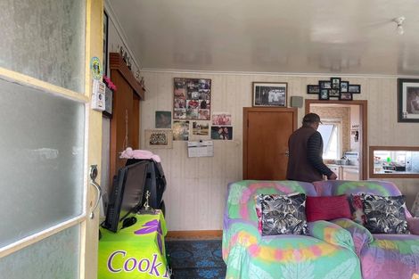 Photo of property in 2/151b Wallace Road, Mangere Bridge, Auckland, 2022