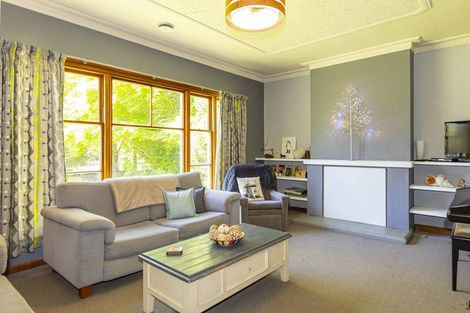 Photo of property in 63 Main North Road, Geraldine, 7930