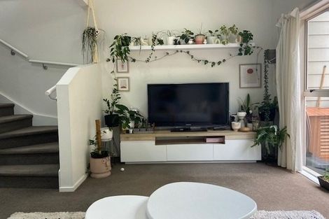 Photo of property in 3/206 Manuka Road, Bayview, Auckland, 0629