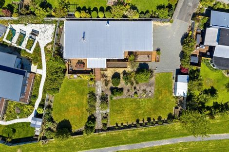 Photo of property in 11 Glentui Place, Waikawa, Picton, 7220