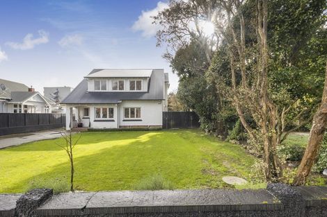 Photo of property in 15 Chaytor Street, West End, Palmerston North, 4410