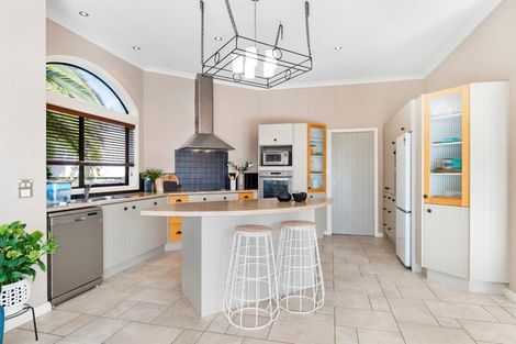 Photo of property in 2 Eyres Place, Ohauiti, Tauranga, 3112