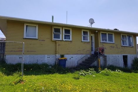 Photo of property in 13 Woodall Place, Totara Vale, Auckland, 0627