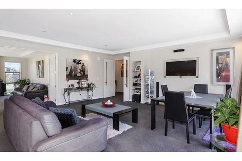 Photo of property in 33 Euphrasie Drive, Aidanfield, Christchurch, 8025