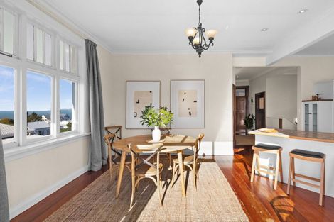 Photo of property in 16 Lighthouse Road, Bluff Hill, Napier, 4110