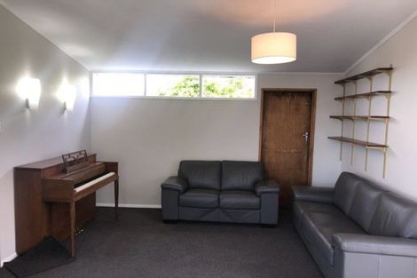 Photo of property in 34 Grove Road, Kelburn, Wellington, 6012