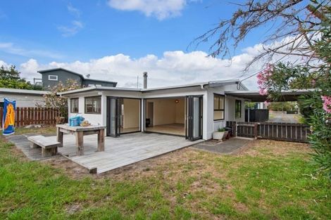 Photo of property in 15 Slako Crescent, Ruakaka, 0116