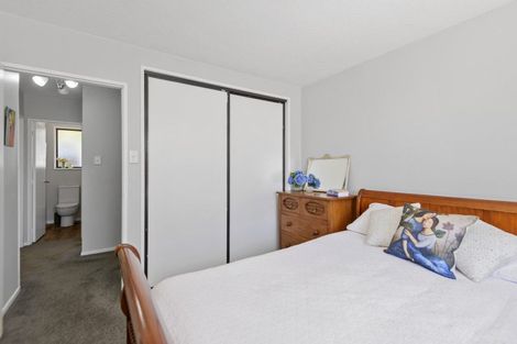 Photo of property in 2/1 Thornhill Place, Sockburn, Christchurch, 8042