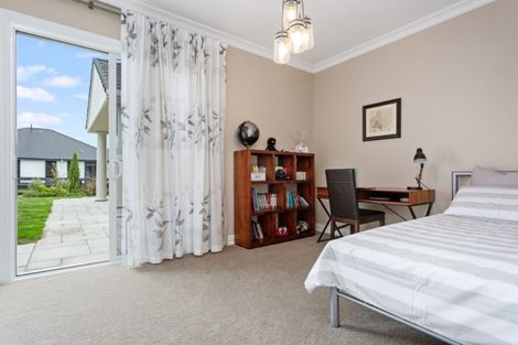 Photo of property in 121 Saint Kilda Road, Cambridge, 3434